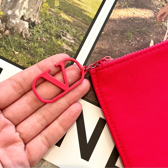 Valentino red cosmetic bag - Picture 4 of 6